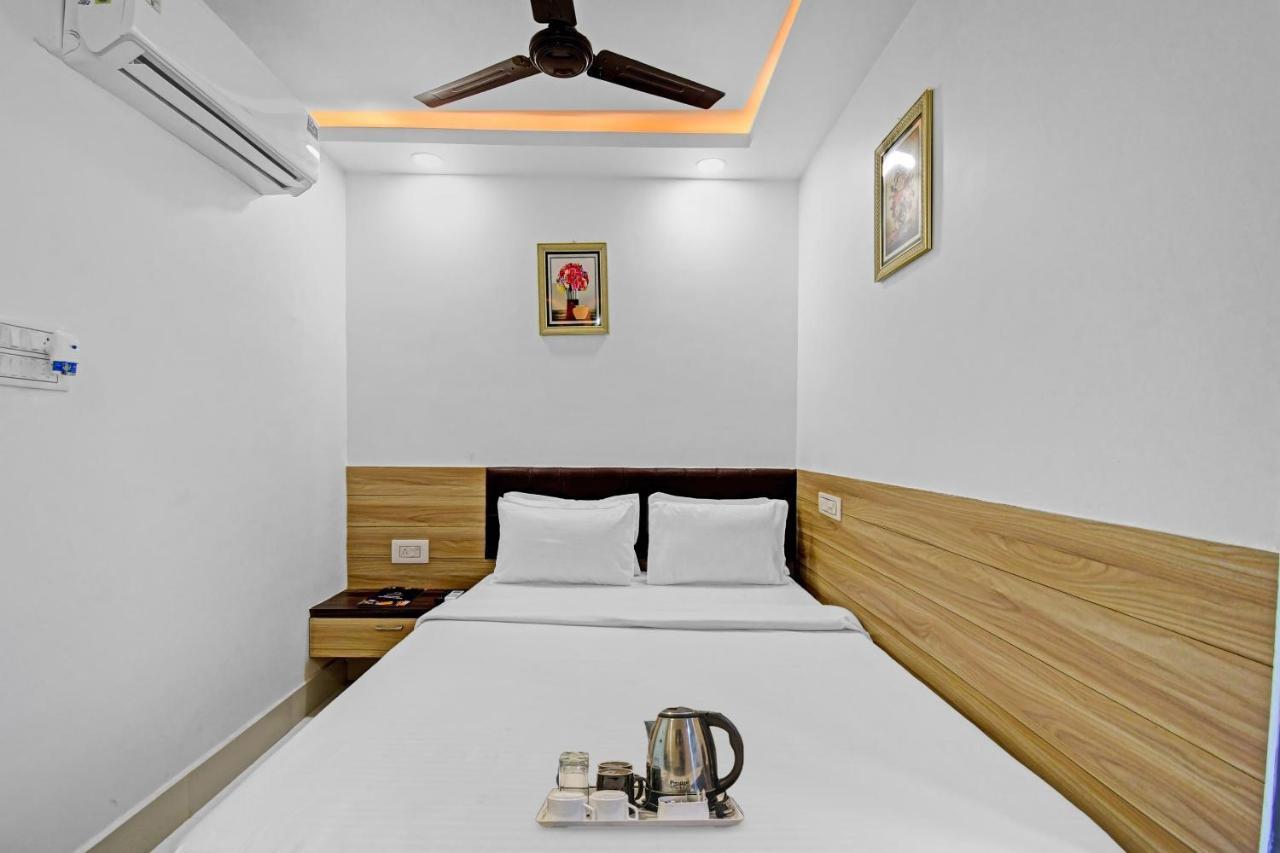 塔拉皮斯 Oyo Townhouse 779 Gods County酒店 外观 照片