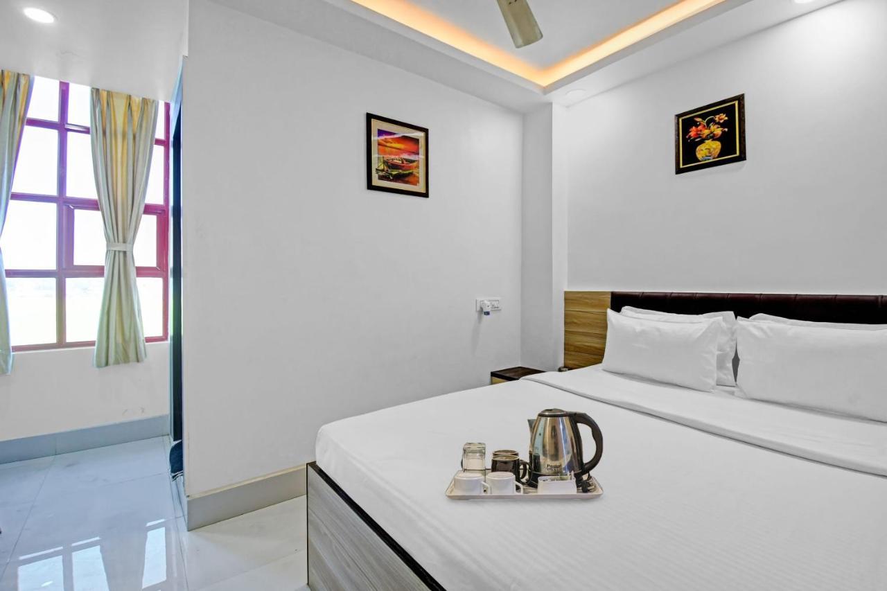 塔拉皮斯 Oyo Townhouse 779 Gods County酒店 外观 照片