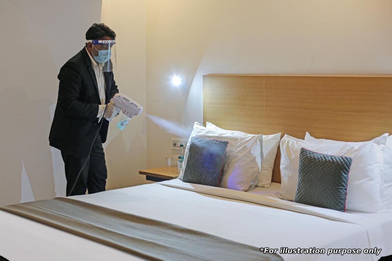 塔拉皮斯 Oyo Townhouse 779 Gods County酒店 外观 照片